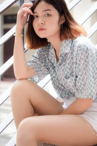 Portrait Thai Adult Beautiful Girl Short Hair Relax Smile — Stock Fotó