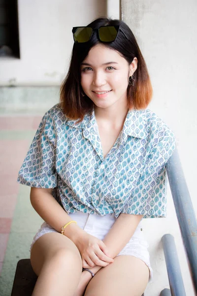 Portrait Thai Adult Beautiful Girl Short Hair Relax Smile — Stock Photo, Image