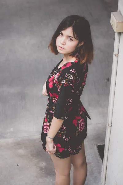 Portrait Thai Adult Beautiful Girl Short Hair Relax Time Vintage - Stock-foto