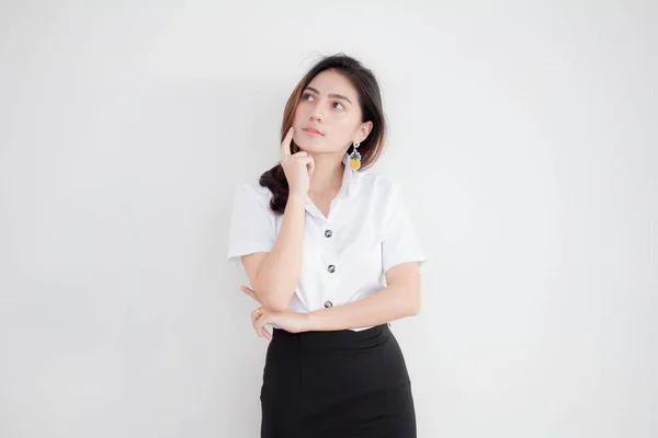 Retrato Tailandês Adulto Estudante Universidade Uniforme Bela Menina Pense — Fotografia de Stock