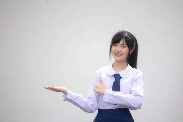 고교생의 제복을 아름다운 소녀의 — 스톡 사진