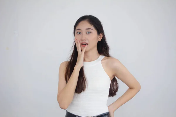 Retrato Tailandés China Adulto Hermosa Chica Camisa Blanca Vaqueros Azules —  Fotos de Stock