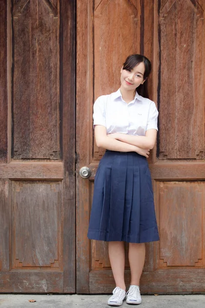 Retrato Tailandês Estudante Ensino Médio Uniforme Adolescente Linda Menina Feliz — Fotografia de Stock