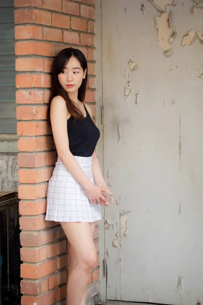 Retrato Tailandés China Adulto Hermosa Chica Relajarse Sonreír — Foto de Stock