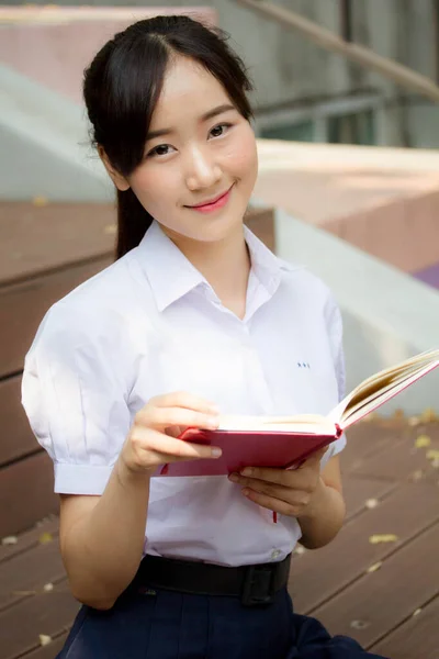 Ásia Tailandês Estudante Ensino Médio Uniforme Bela Menina Ler Livro — Fotografia de Stock