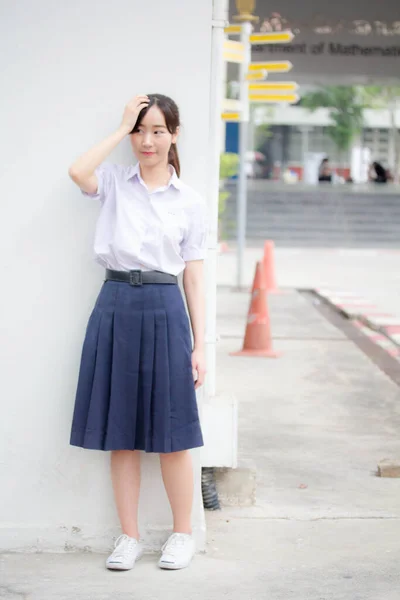 Retrato Tailandês Estudante Ensino Médio Uniforme Adolescente Linda Menina Feliz — Fotografia de Stock