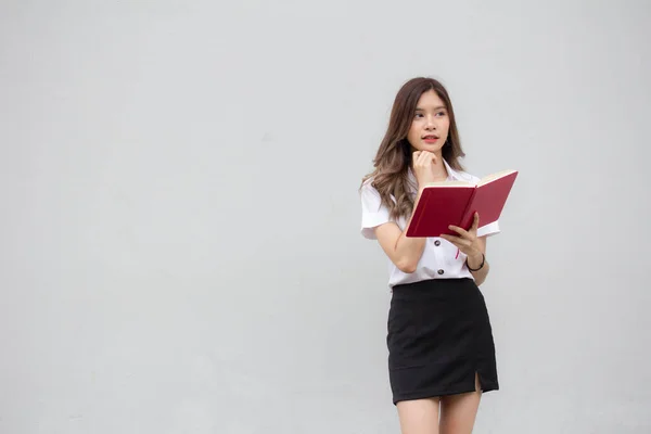 Retrato Tailandês Adulto Estudante Universidade Uniforme Bela Menina Ler Livro — Fotografia de Stock