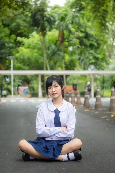 Retrato Tailandês Estudante Ensino Médio Uniforme Adolescente Linda Menina Feliz — Fotografia de Stock