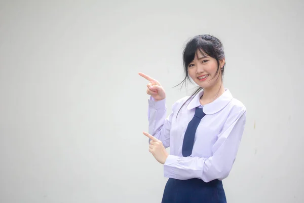 Retrato Tailandés Estudiante Secundaria Uniforme Hermosa Chica Señalando — Foto de Stock