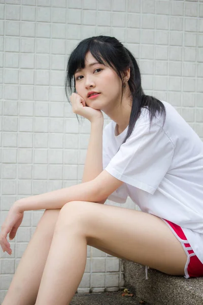 Asiático Tailandés Japonés Adolescente Blanco Camiseta Hermosa Chica Feliz Relajarse —  Fotos de Stock