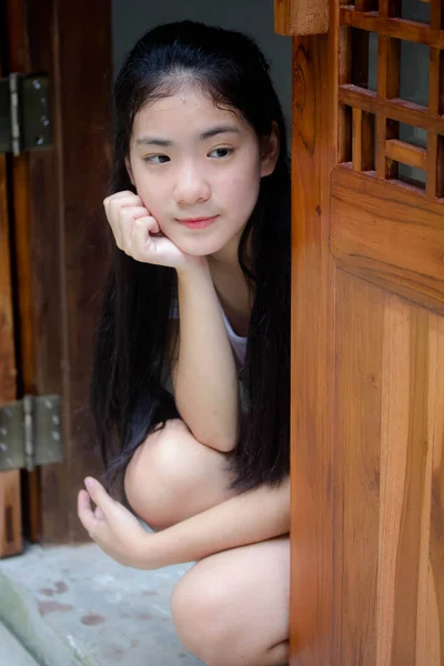 Asia Thai Teen Vit Shirt Vacker Flicka Glad Och Koppla — Stockfoto