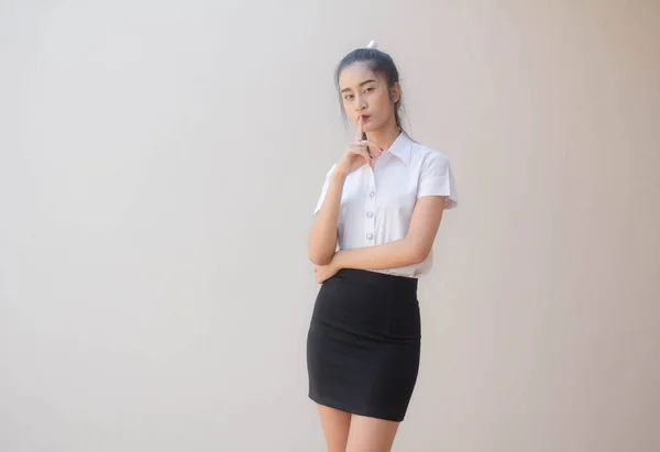 タイのポルノの大人学生の大学制服美しい女の子静かに — ストック写真