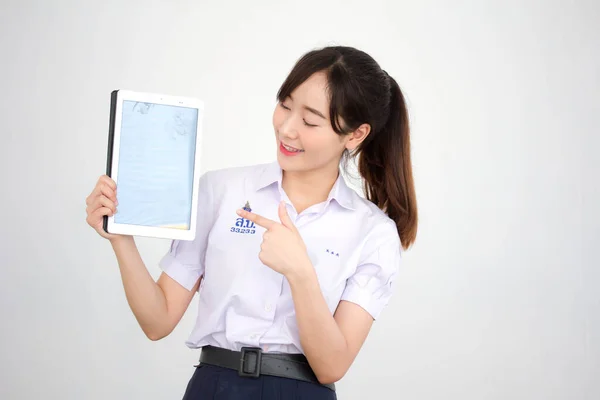 Retrato Tailandés Estudiante Secundaria Uniforme Hermosa Chica Usando Tableta — Foto de Stock