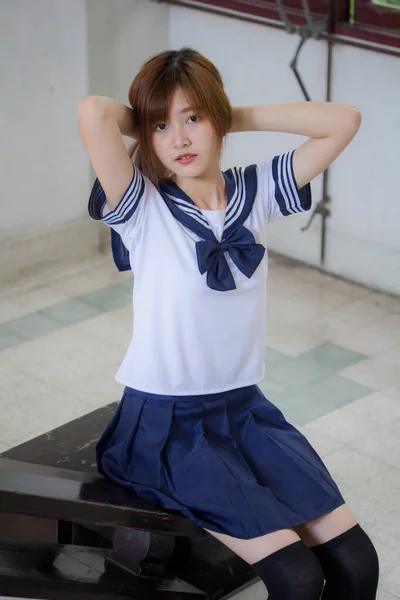 Porträt Von Thai Teen Hübsch Mädchen Japanisch Student Uniform Glücklich — Stockfoto