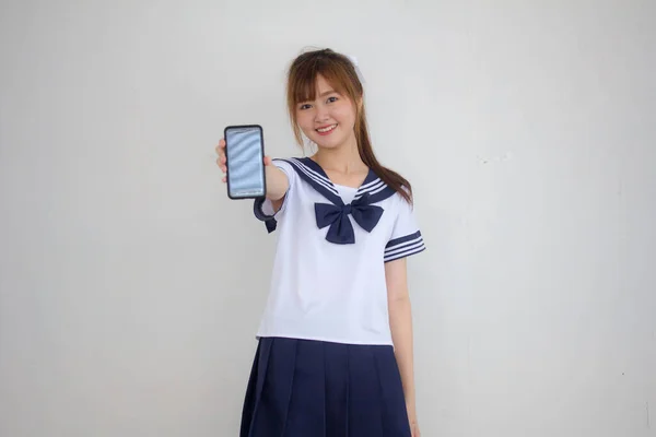 Portrait Thai Teen Belle Fille Uniforme Étudiant Japonais Montrer Tablette — Photo