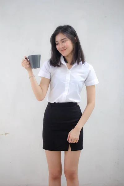 Ritratto Thai Adulto Studente Università Uniforme Bello Bere Caffè — Foto Stock