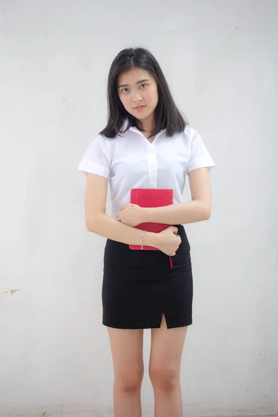 Porträt Von Thailändischen Erwachsenen Studenten Uniform Schöne Mädchen Entspannen Und — Stockfoto