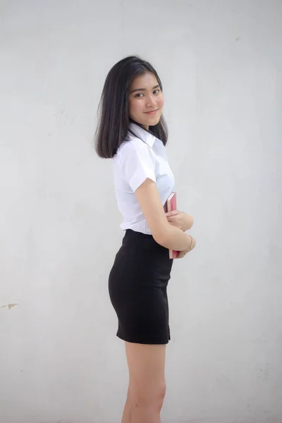 Portrait Thai Adulte Étudiant Université Uniforme Belle Fille Détendre Sourire — Photo