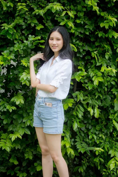 Portrait Thai China Adult Beautiful Girl White Shirt Blue Jeans — Stock Photo, Image