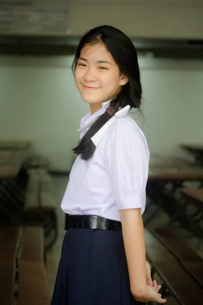 Retrato Tailandês Estudante Ensino Médio Uniforme Adolescente Linda Menina Feliz — Fotografia de Stock