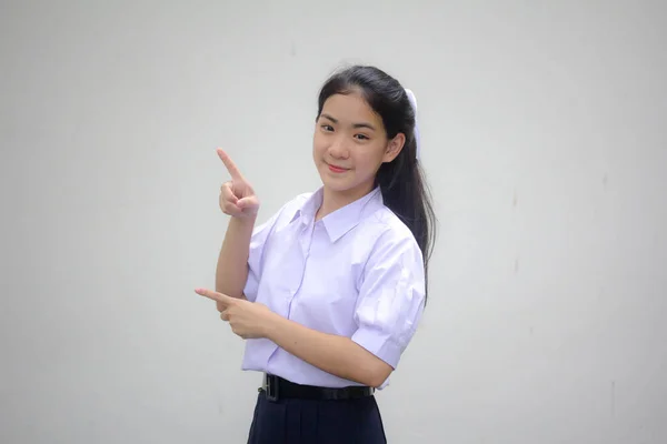 Retrato Tailandês Estudante Ensino Médio Uniforme Bela Menina Apontando — Fotografia de Stock