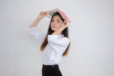 beyaz, gömlek, kırmızı, okuma, okuma, okuma, okuma, bilgi, tutma, yetişkin, üniversite, eğitim, öğrenme, öğrenme, Y nesli, hippi, rahatlama, mutluluk, yaşam tarzı, eğlence, insanlar, kadın, asya, kız, beyaz, beyaz, şirin, thai, kadın, kadın, genç, genç, insan,