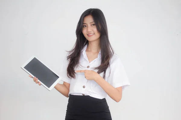 Retrato Tailandés Estudiante Adulto Universidad Uniforme Hermosa Chica Usando Tableta — Foto de Stock