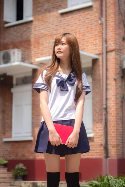 Porträt Von Thai Teen Hübsch Mädchen Japanisch Student Uniform Glücklich — Stockfoto