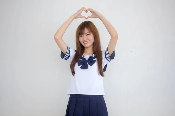 Retrato Tailandés Adolescente Hermosa Chica Japonés Estudiante Uniforme Dar Corazón —  Fotos de Stock