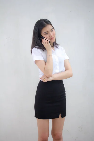 Portrait Von Thailändischen Erwachsenen Studenten Universität Uniform Schöne Mädchen Rufen — Stockfoto