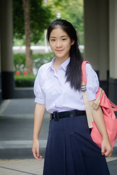 Portrait Thai Lycéen Uniforme Adolescent Belle Fille Heureux Détendre — Photo