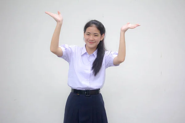 Portret Tajskiego Ucznia Szkoły Średniej Mundur Piękna Dziewczyna Pokazać Rękę — Zdjęcie stockowe