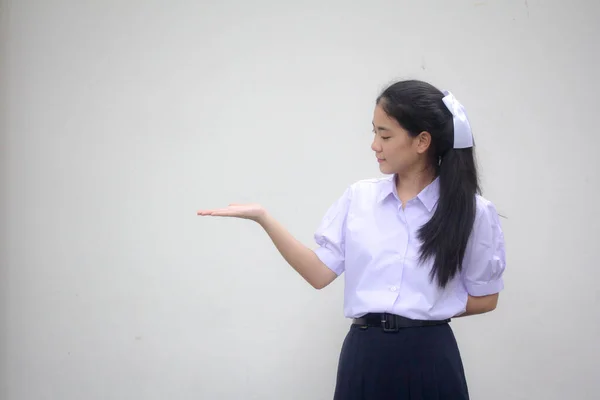 Retrato Tailandês Estudante Ensino Médio Uniforme Bela Menina Mostrar Mão — Fotografia de Stock