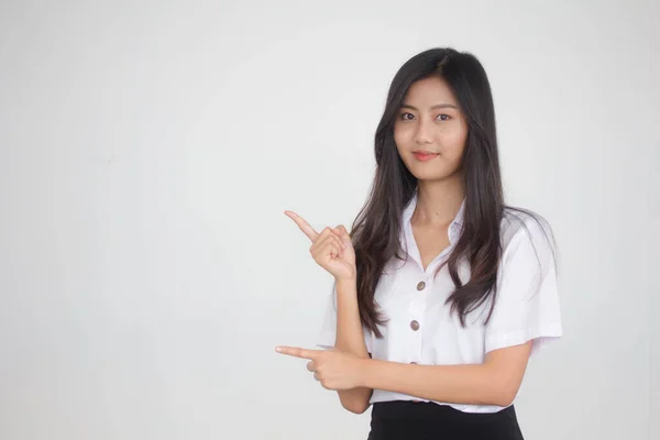 Retrato Tailandês Adulto Estudante Universidade Uniforme Bela Menina Apontando — Fotografia de Stock