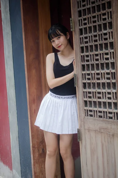 Portrait Thai Adult Beautiful Girl Black Shirt White Skirt Relax — Stock Photo, Image