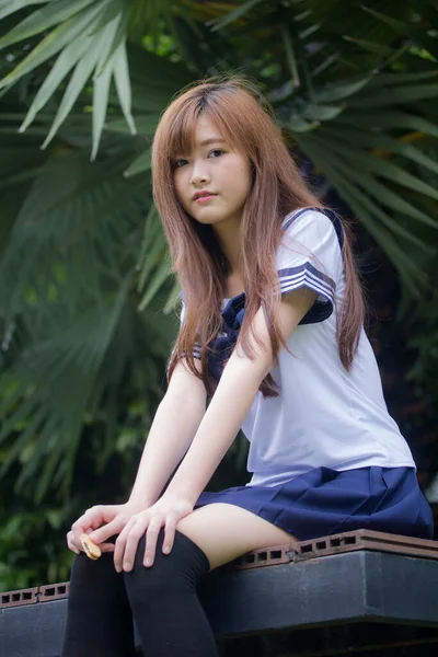 Porträt Von Thai Teen Hübsch Mädchen Japanisch Student Uniform Glücklich — Stockfoto