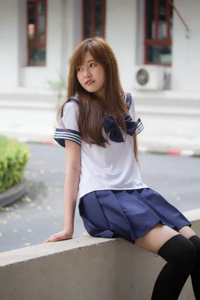 Портрет Прекрасної Дівчини Підліткового Віку Формі Япанського Студента Щаслива Розслаблена — стокове фото
