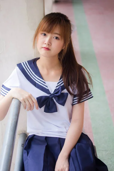 Porträt Von Thai Teen Hübsch Mädchen Japanisch Student Uniform Glücklich — Stockfoto