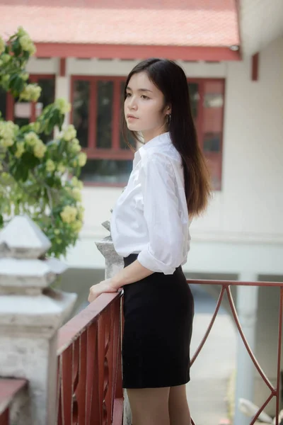 Tailandés China Adulto Oficina Chica Blanco Camisa Relax Sonrisa — Foto de Stock