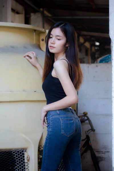 Portrait Thai China Adult Beautiful Girl Black Shirt Blue Jeans — Stock Photo, Image