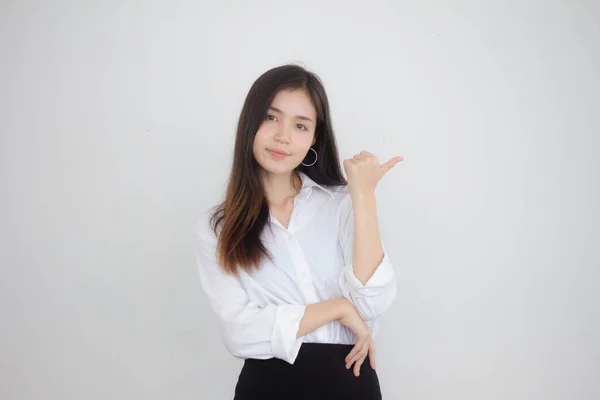 Portrét Thajské Dospělé Studentské Univerzity Uniforma Krásná Dívka Ukazuje — Stock fotografie