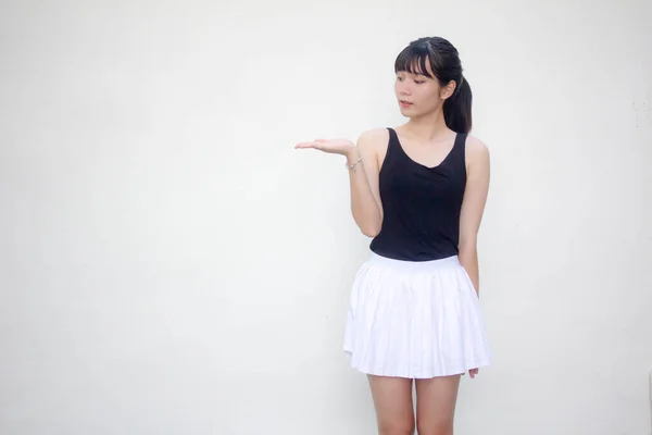 Retrato Tailandês Adulto Linda Menina Camisa Preta Saia Branca Mostrar — Fotografia de Stock