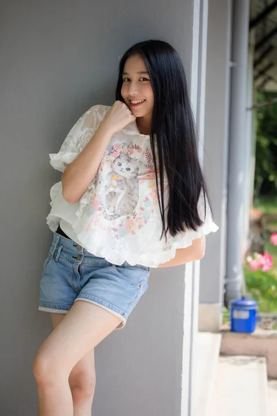 Portré Thai Tini Gyönyörű Lány Boldog Pihenni — Stock Fotó