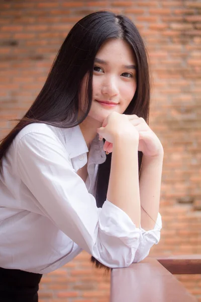 Portrét Thajského Porcelánu Dospělý Kancelář Dívka Relaxovat Úsměv — Stock fotografie