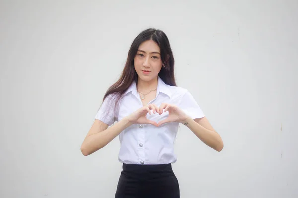 Porträt Von Thailändischen Erwachsenen Studenten Uniform Schöne Mädchen Geben Herz — Stockfoto