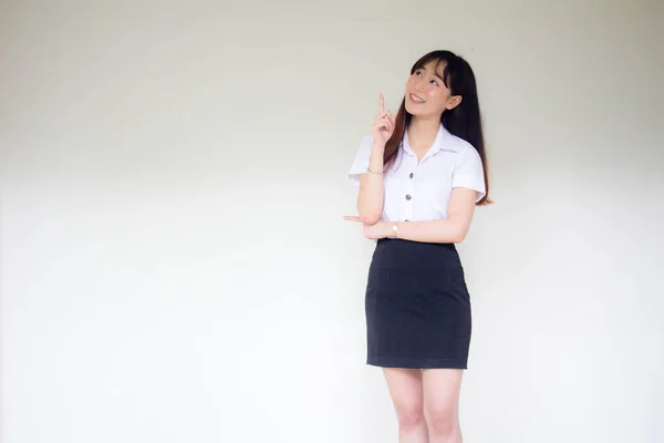 Portrait Thai Adulte Étudiant Université Uniforme Belle Fille Pointant — Photo