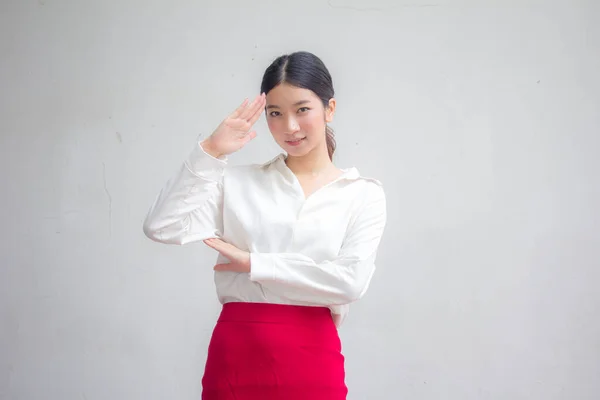 Retrato Tailandês Mulheres Adultas Trabalhando Branco Camisa Saia Vermelha Grande — Fotografia de Stock