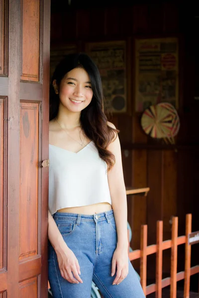 Portrait Thai China Adult Beautiful Girl White Shirt Blue Jeans — Stock Photo, Image