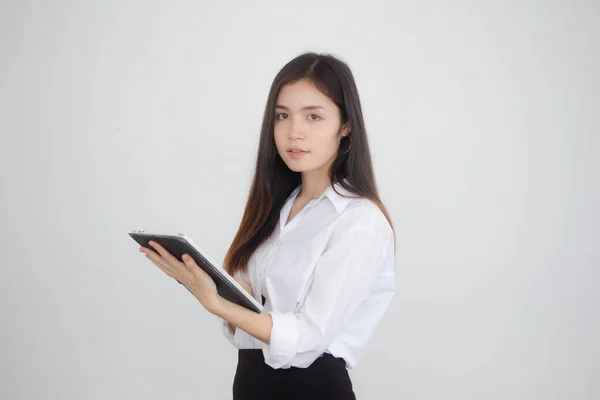 Porträt Eines Erwachsenen Büromädchens Aus Thailand Mit Weißem Hemd Und — Stockfoto