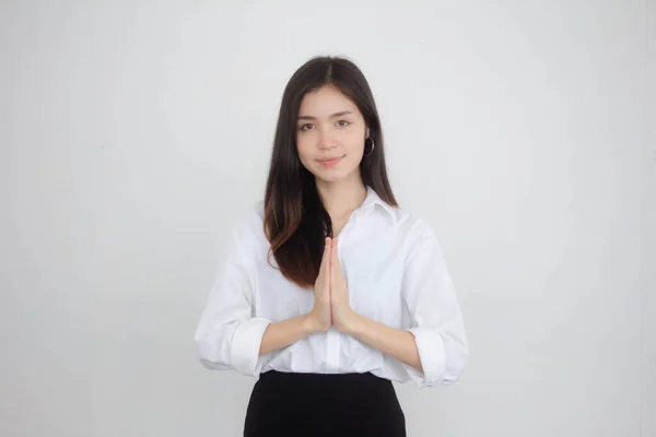 Портрет Тайского Взрослого Рабочего Женщины Белая Рубашка Тайский Выплатить Уважение — стоковое фото